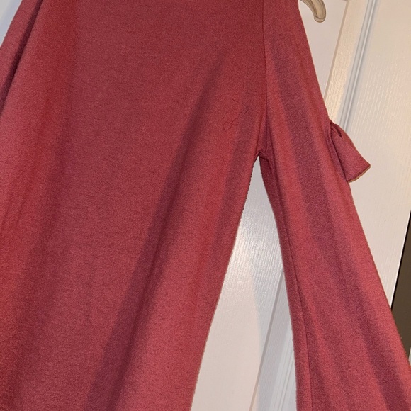 Pink Cold Shoulder Top - Picture 5 of 5